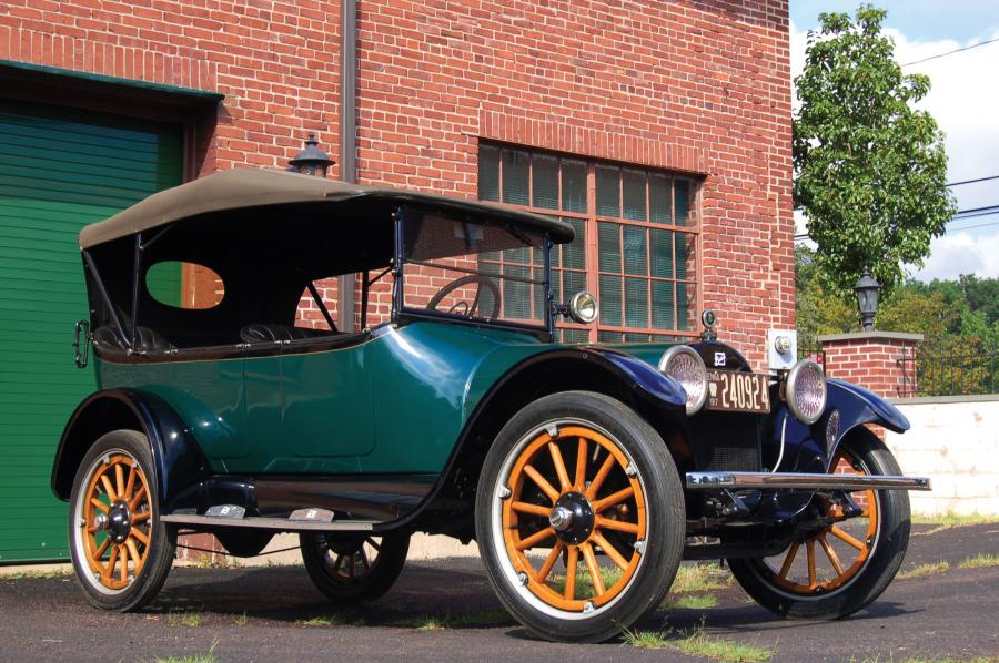  Buick Model D-45 Touring 1917 года  (фото 1 из 1)